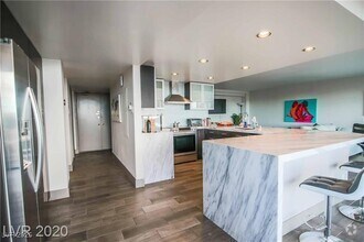Building Photo - 3111 Bel Air Dr