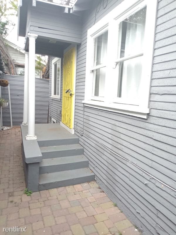 Foto del edificio - 4325 Brighton Ave