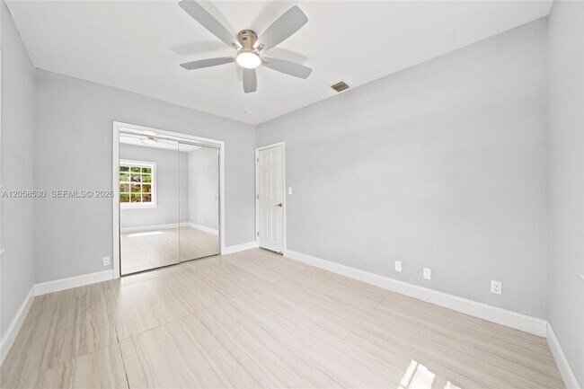 Foto del edificio - 2301 Tequesta Ln