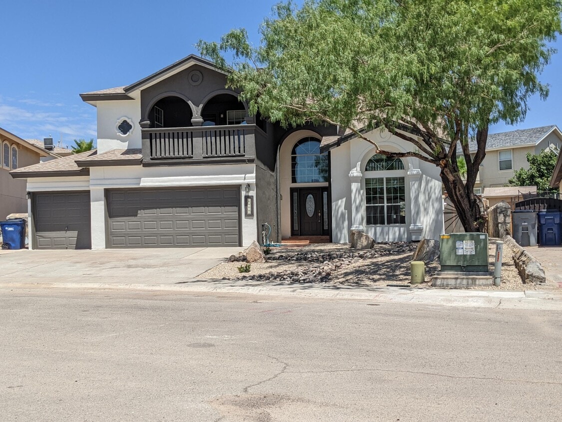 Primary Photo - 12509 Sun Haven Dr