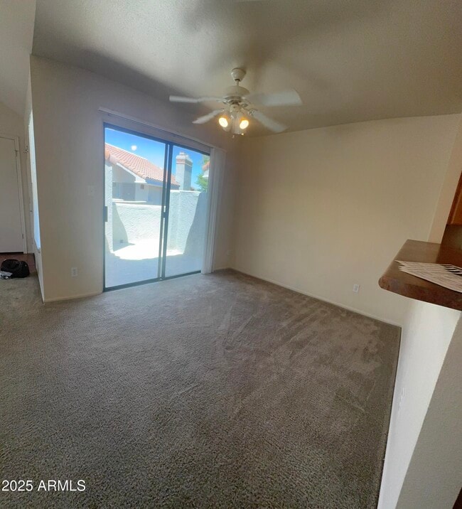 Building Photo - 10055 E Mountainview Lake Dr