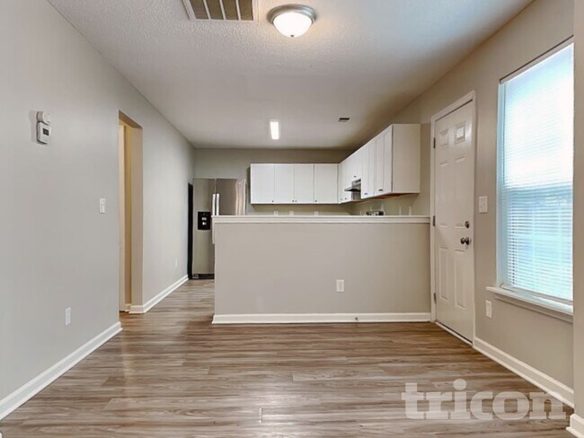 Foto del edificio - 121 Eagle Pointe Dr