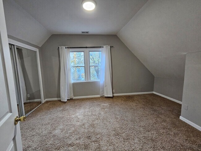 Foto del edificio - 2623 N Emmett St