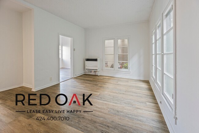 Foto del edificio - ~2 Weeks FREE~ Charming and Bright Two Bed...