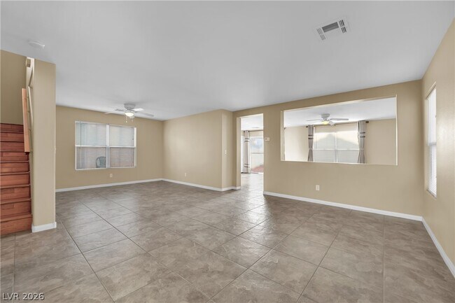Building Photo - 9965 Lorian St