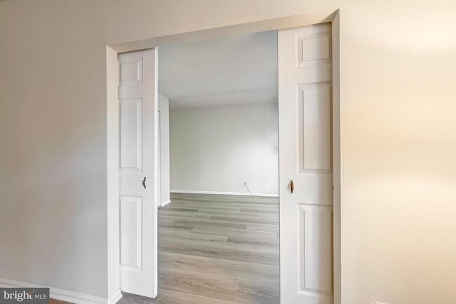 Building Photo - 7630 Provincial Dr