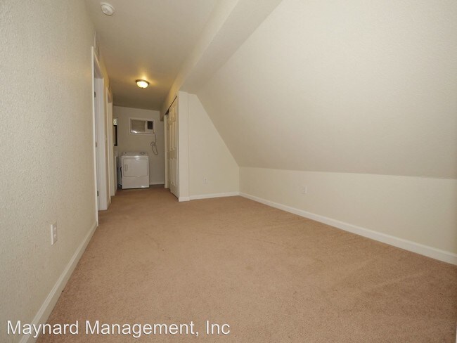 Building Photo - 6653 Garner Pl
