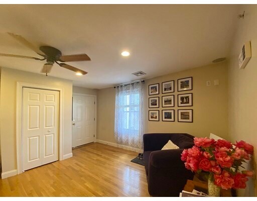 Foto del edificio - 204 Marion St