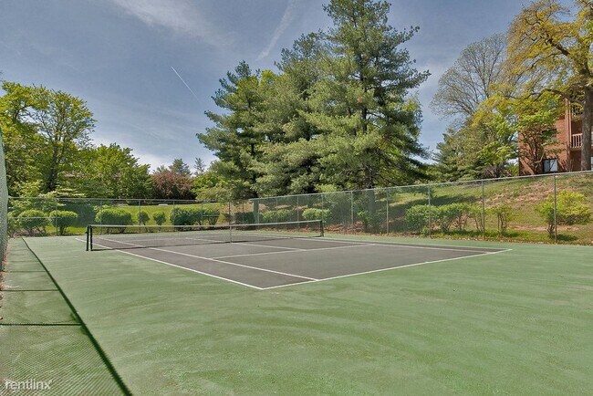 Building Photo - 2 br, 2 bath House - 127-8 Turtle Creek Rd