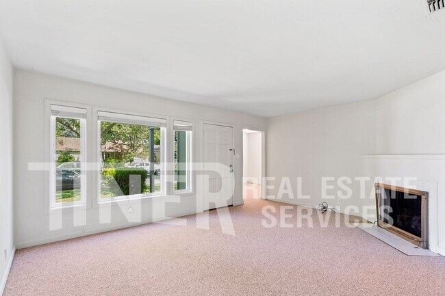 Photo - 4920 Virginia Wy House