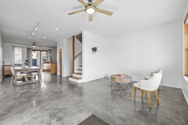 Foto del edificio - 271 W 19th St
