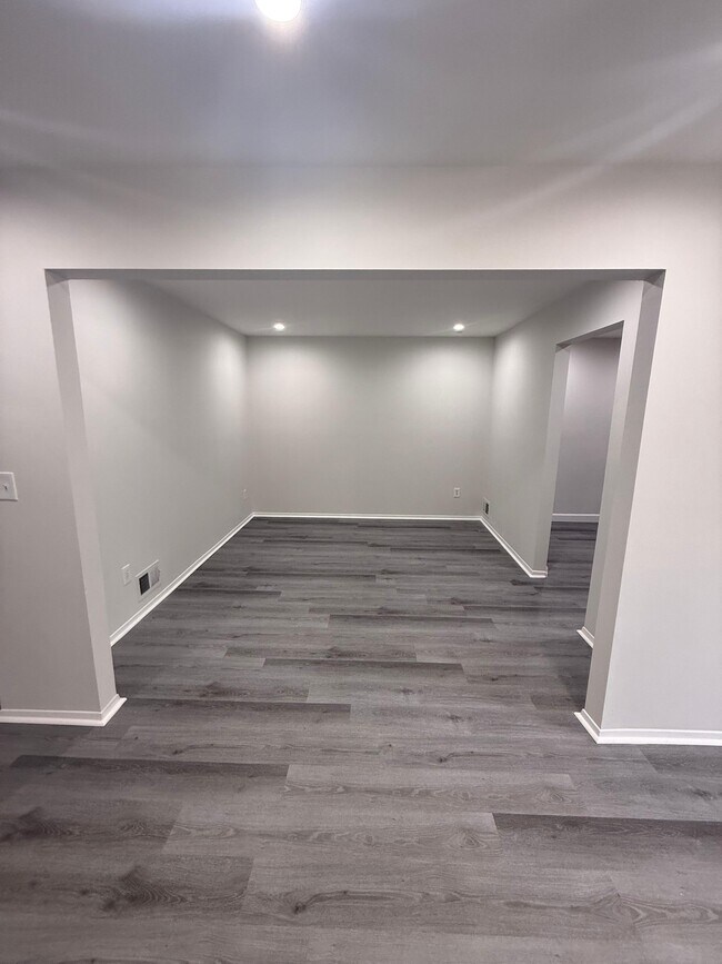 Building Photo - 1255 NJ-166