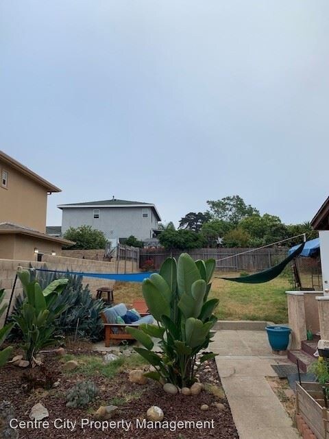Foto del edificio - 2871-2873 Comstock St