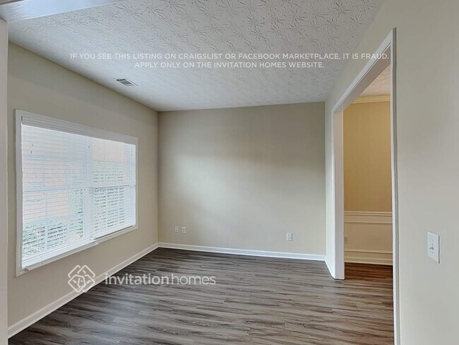 Foto del edificio - 3627 Rip Rap Dr