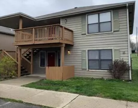 Primary Photo - 950 Monterey Way