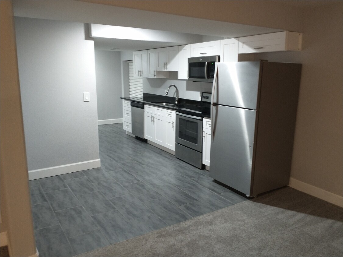 Primary Photo - 20895 E Girard Pl