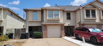 Building Photo - 12613 Oceanside Dr