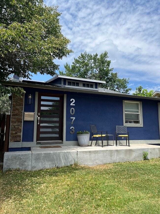 Foto del edificio - 2073 S Franklin St