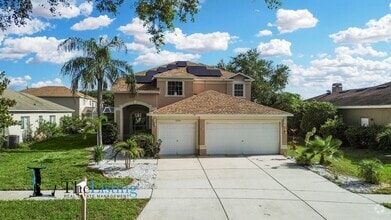 Building Photo - 10904 Summerton Dr