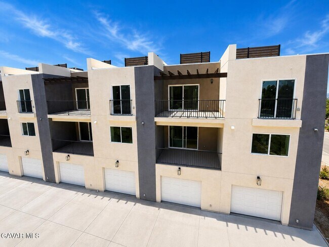 Foto del edificio - 38225 9th St E