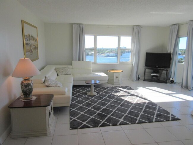 Building Photo - 1200 Hibiscus Ave