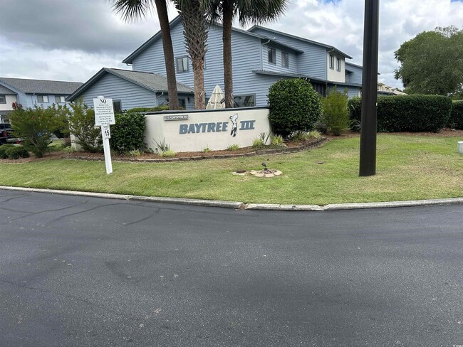 Building Photo - 775 Plantation Dr