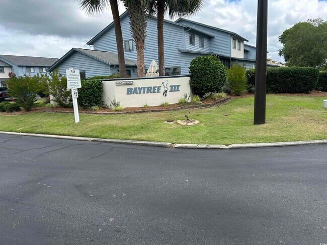 Foto del edificio - 775 Plantation Dr