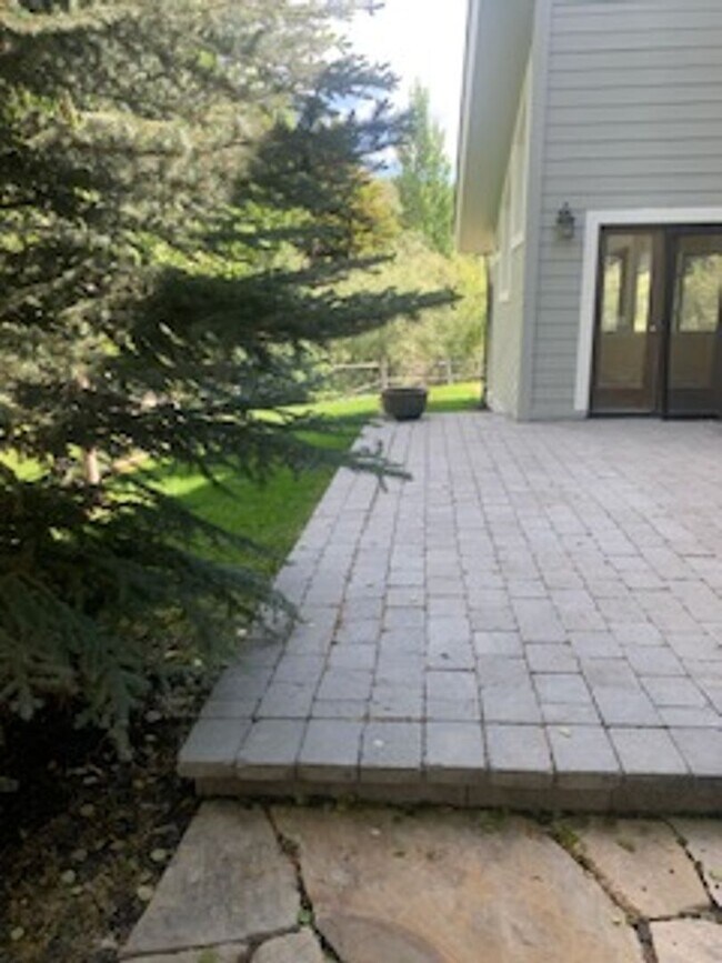 Foto del edificio - Beautiful 4 Bedroom 2.5 Bath home in Sun Valley