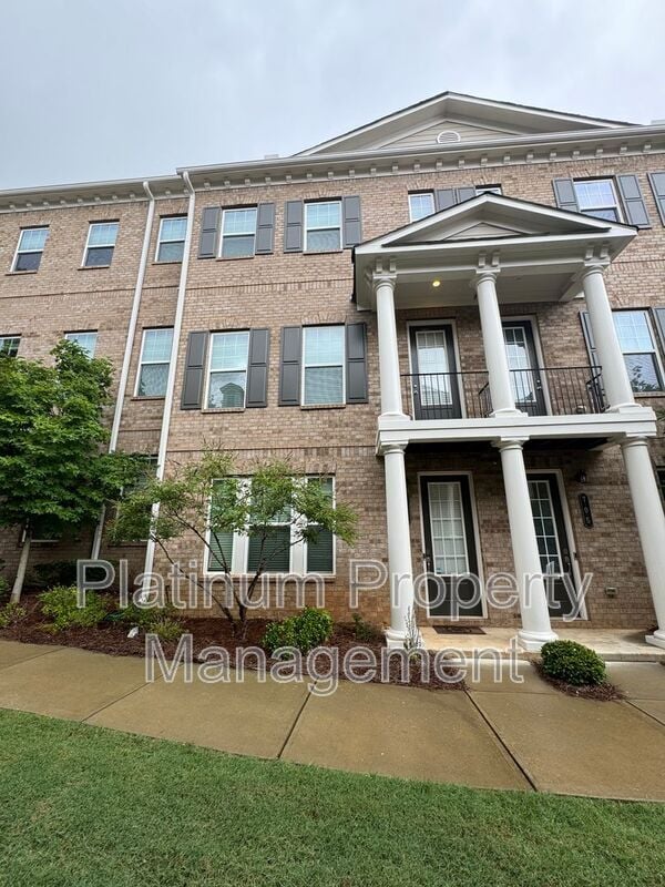 Building Photo - 707 Topsail Ln