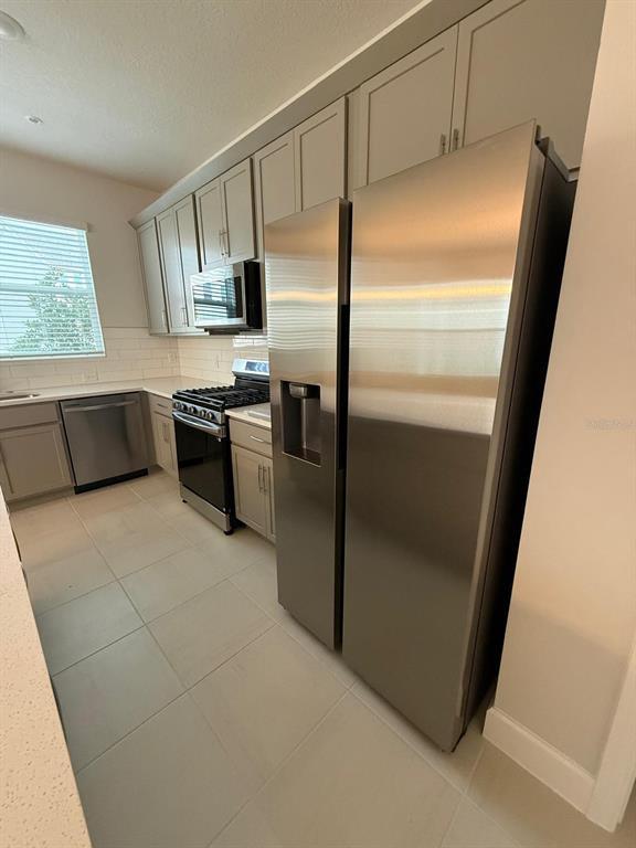 Building Photo - 377 Belmond Dr