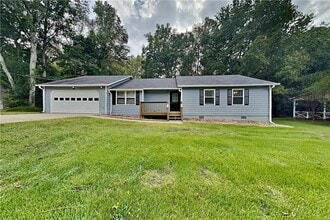 Building Photo - 2620 Bluffton Rd