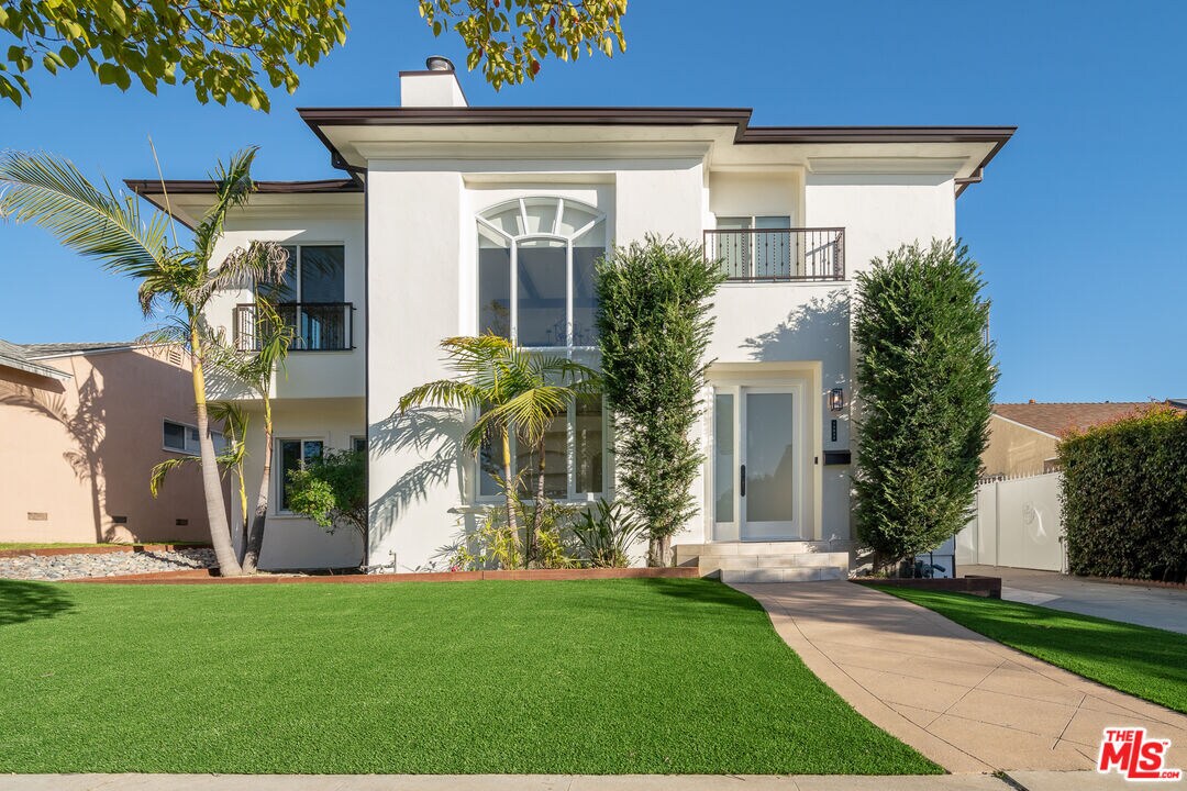 Foto principal - 12832 Indianapolis St