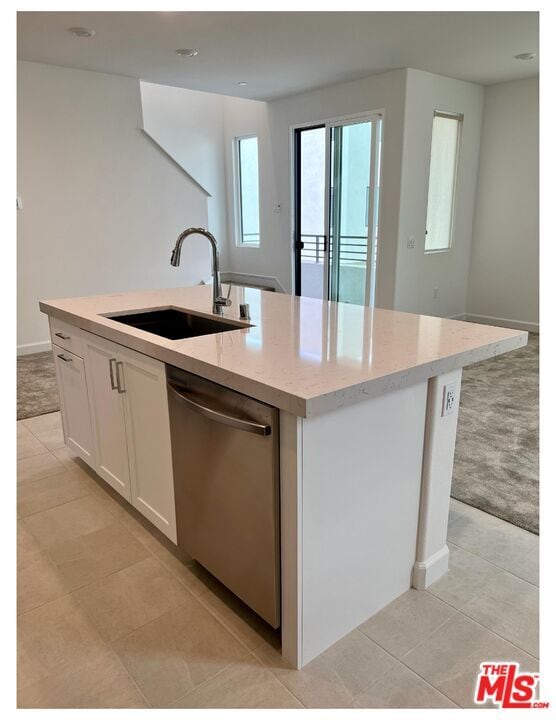Building Photo - 2131 Acara Cir