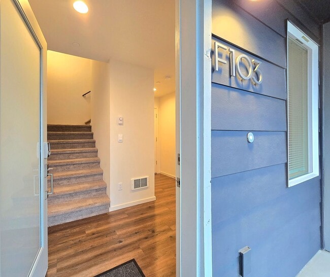 Building Photo - 4 Bedroom Home in Monroe Available Now!