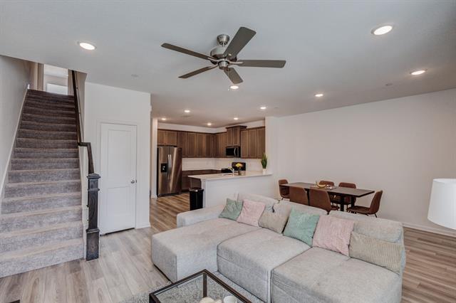 Foto del edificio - 3720 Star Mesa St