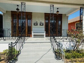 Building Photo - 617 S Solomon St