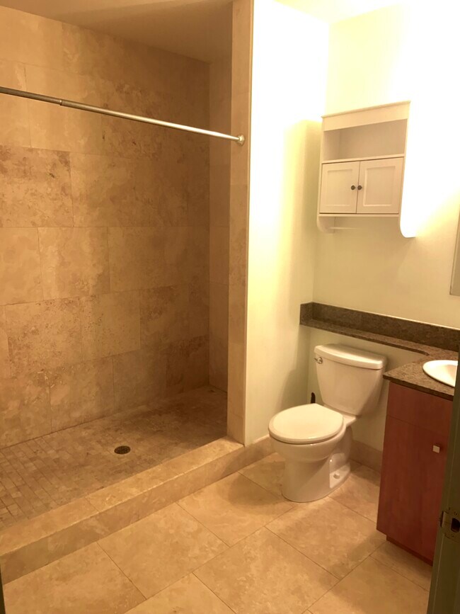 Foto del edificio - 62 W Colonial Dr