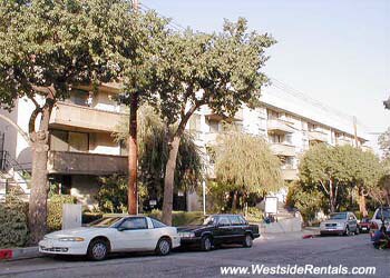 Primary Photo - 7245 Hillside Ave
