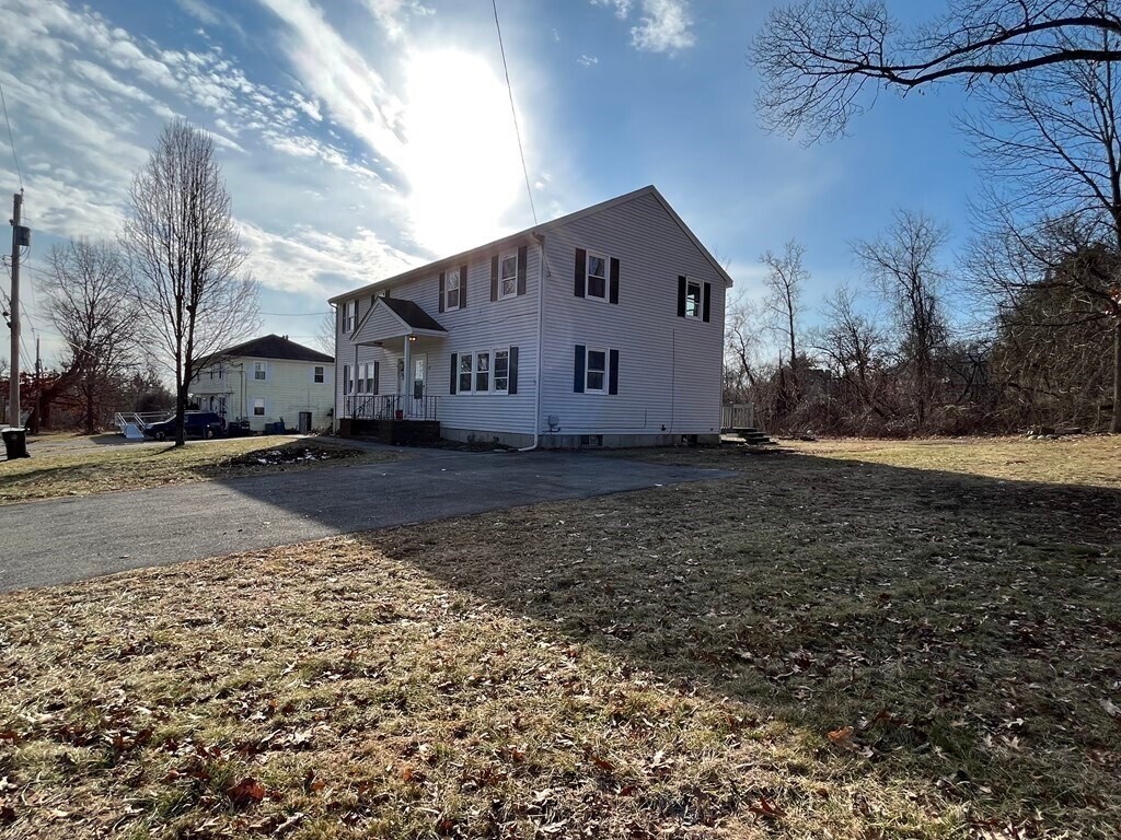 47 Klondike Ave, Haverhill, MA 01832 Townhome Rentals in Haverhill MA