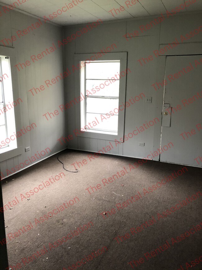 Building Photo - 4318 Petain St