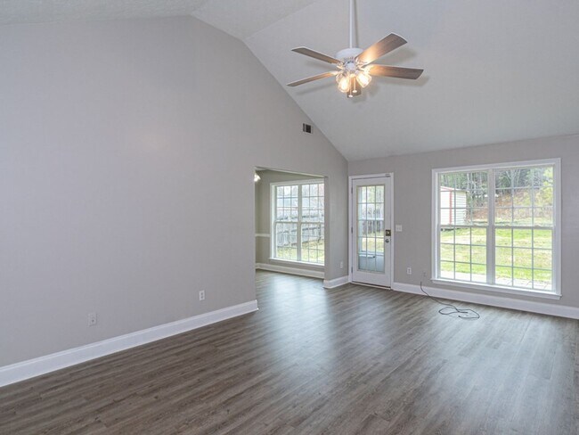 Foto del edificio - East Columbus