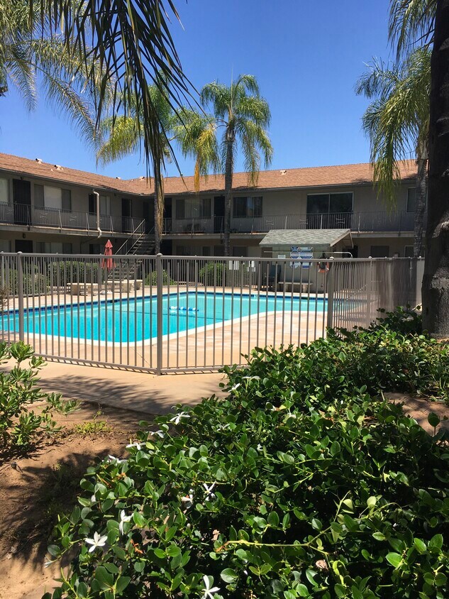 791 N Mollison Ave El Cajon Ca 92021 Apartments El Cajon Ca Apartments Com