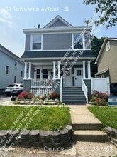 Building Photo - 61 Townsend Ave