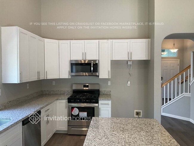 Building Photo - 472 Woodcrest Dr