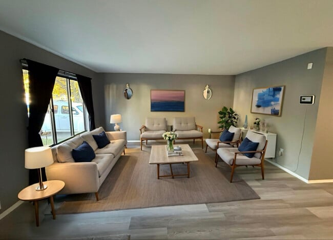 Foto del edificio - 27685 Dartmouth St
