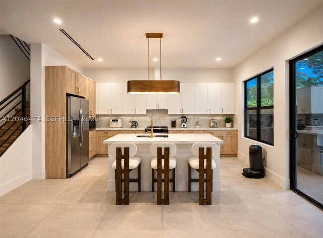 Foto del edificio - 3300 SW 15th Ave