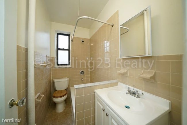 Building Photo - 32-48-48 41st St