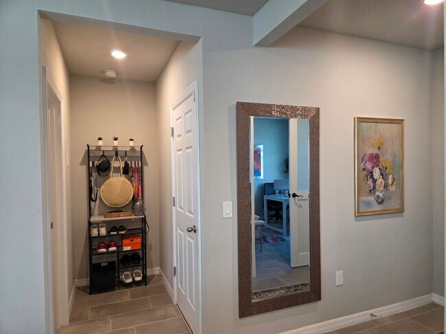 Building Photo - Pet Friendly Home in Cagan Crossings East
