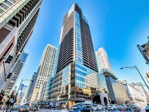 Building Photo - 10 E Ontario St