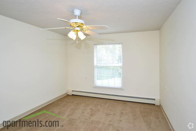 Bedroom - College Greene Senior Apartments